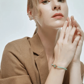 Bracelet Porte Bonheur Tressé en Cuir avec Trèfle à Quatre Feuilles