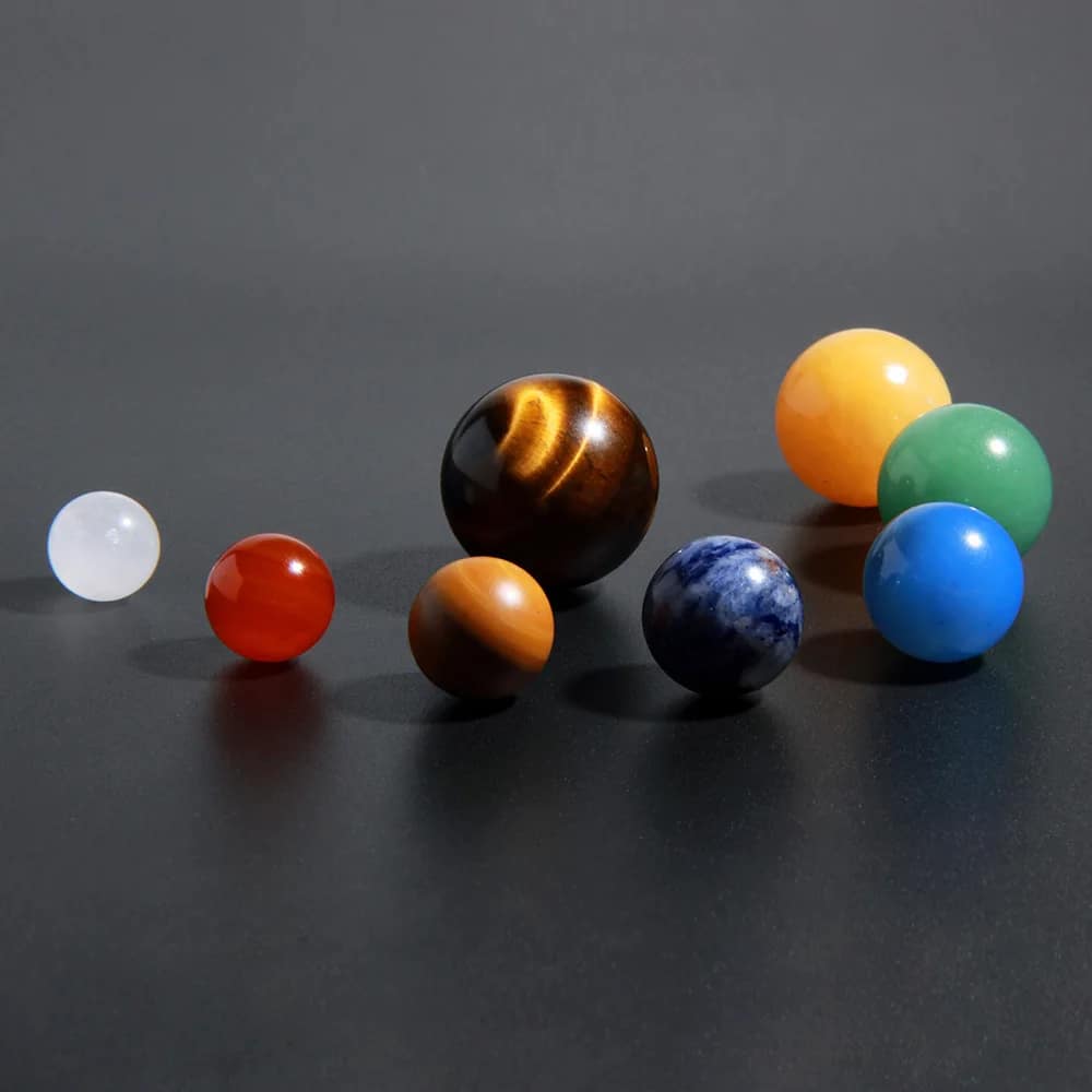 Coffret Pierre Naturelle Représentant le Système Solaire