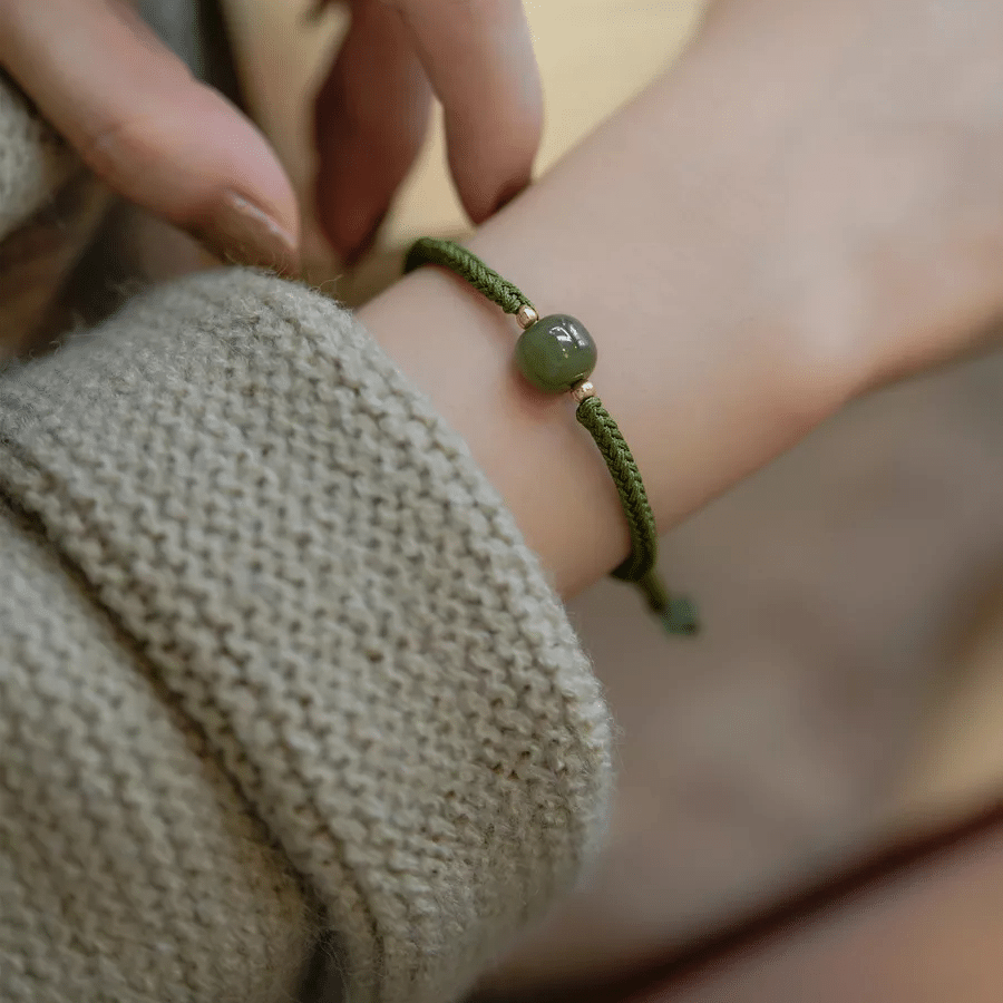 Lot de Trois Bracelets Porte Bonheur Tressés avec Pierre de Jade