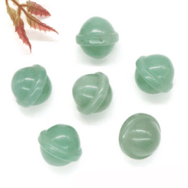 Pierre Naturelle en Forme de Planète