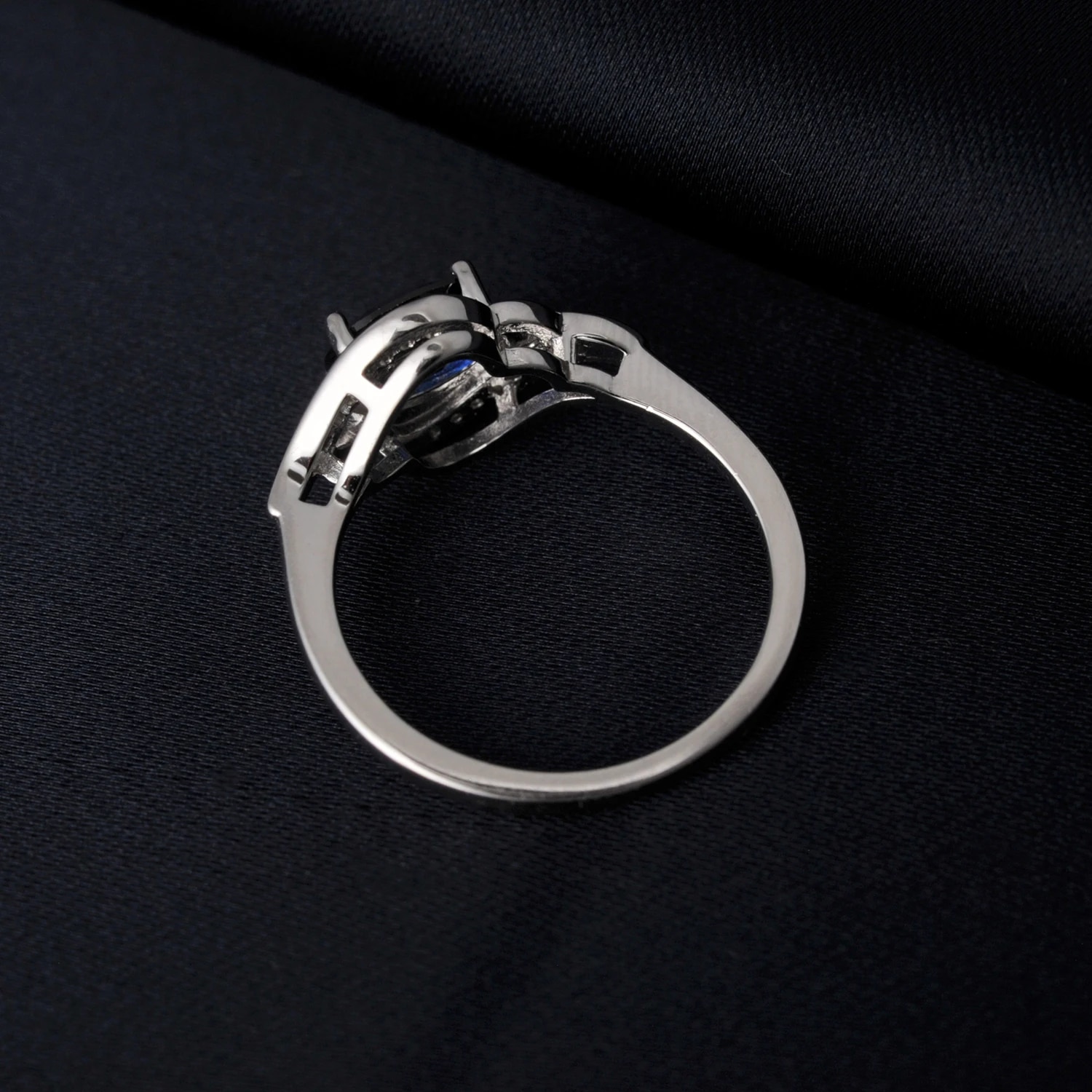 Bague Topaze Luxueuse en Argent