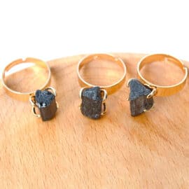 Bague Tourmaline Irrégulière et Dorée