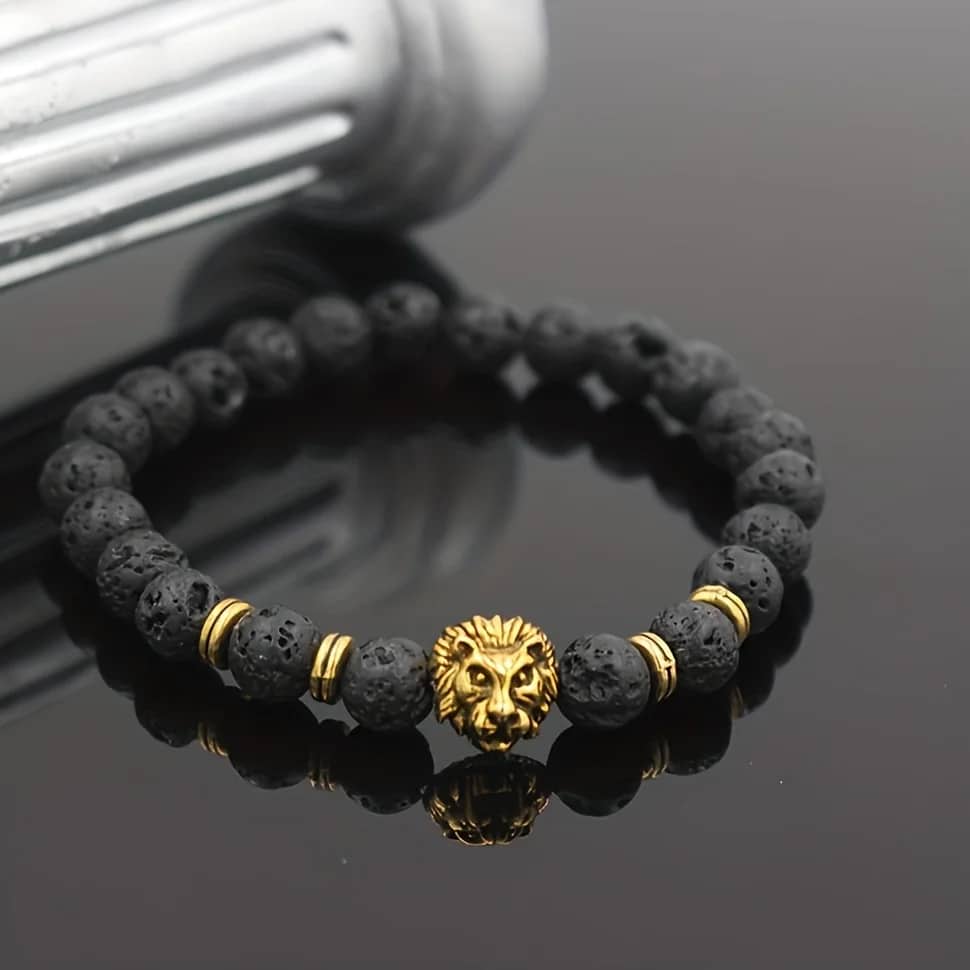 Bracelet Cœur de Lion avec Perles en Pierre de Lave sur fond gris