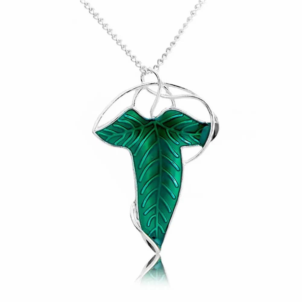 Broche Bijoux Vintage en Forme de Feuille sur fond blanc