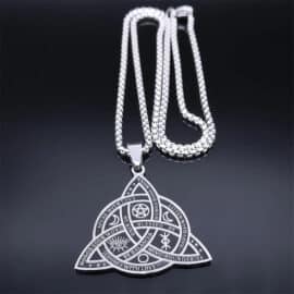 Triquetra avec Collier en Acier Inoxydable