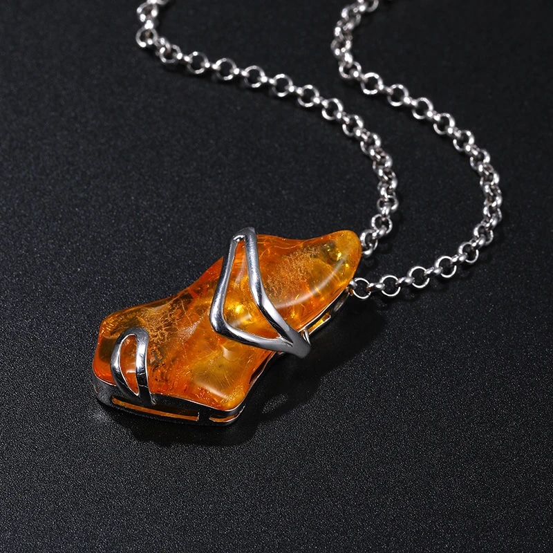 Pendentif Ambre au Design Raffiné – Image 2